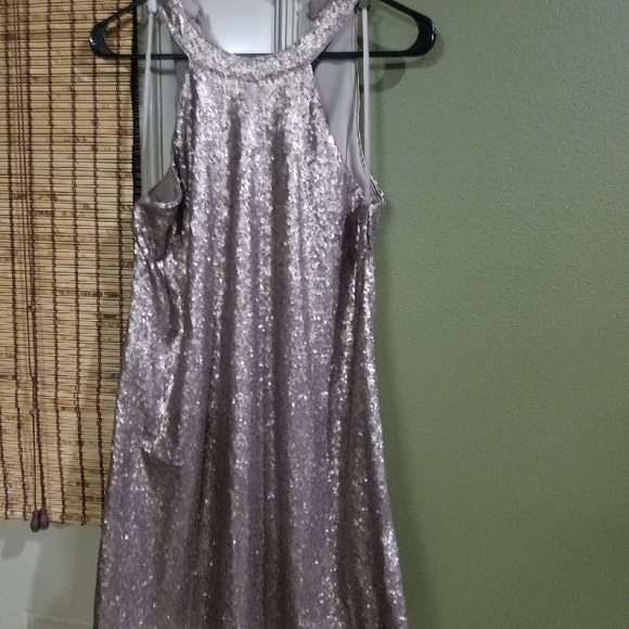 Short holiday dress - Picture 1 of 1